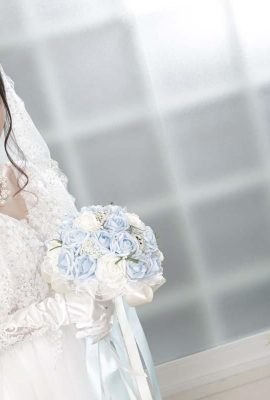 Angelia Mizuki: Angelia Mizuki adalah pengantinku, dia bisa melihat melalui gaun pengantinnya… (28P)