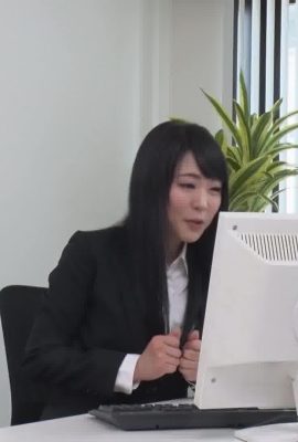 Pecinta Kantor ~Rahasia dua orang mengintip~ – Yui Kawagoe (118P)