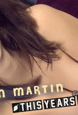 [This Years Model] 15 Jan 2023 – Aspen Martin – Edisi Kolektor