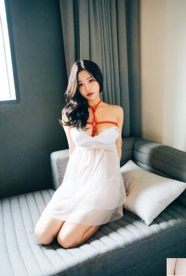 [YeonYu] Gadis Korea itu sangat cantik dan memiliki sosok yang garang (37P)