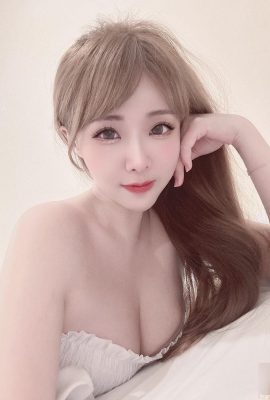 Kekasih “Zhang Xiaorou” dengan payudara indah berwarna putih dan lembut, dan matanya penuh dengan alur dalam yang menarik perhatian yang akan meledak (10P)