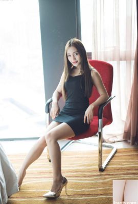 Foto ultra-jernih yang tak ada habisnya dari model Tiongkok terbaik – Xiao Zhou Xun (Ren Ren) (72P)
