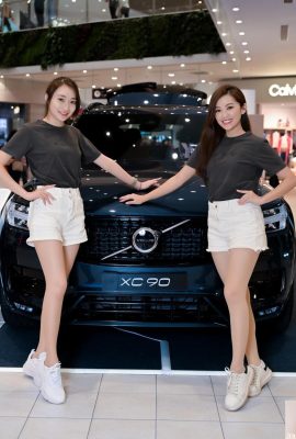 gadis cantik di pameran mobil