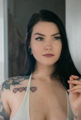 (Suicide Girls) 21 Maret 2024 – Magnum – Rain On Me (48P)