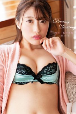 Album foto Ichika Hoshinomiya “Dreamy Dreamy” (87P)