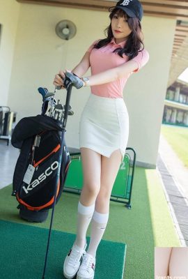 Rok pendek memeluk pinggul gadis golf Zhizhi itu lucu dan seksi (58P)