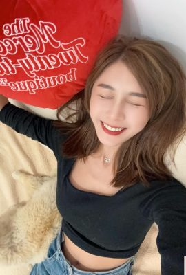 Gadis cantik manis “Cao Yuanyuan” memiliki sosok yang garang dan sosok yang busuk, dan kakinya yang indah terlihat dari sudut pandang yang panas (10P)