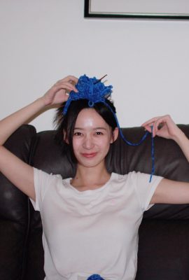Model kecantikan papan atas “Zhang Jingjing” memiliki fitur wajah yang indah dan senyuman manis yang membuatnya terlihat seksi (10P)