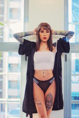 (Suicide Girls) Coralhyin – 09-07-2020 Minggu yang cerah