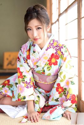 Gadis super terangsang dengan kimono