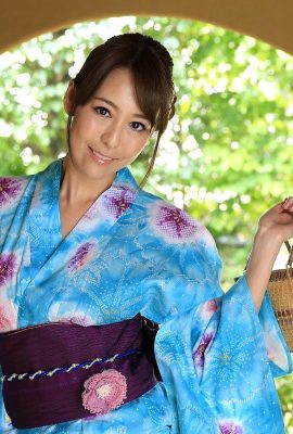 Wajah cantik Hikaru Asagiri Yukata terdistorsi oleh penyisipan anal (22P)