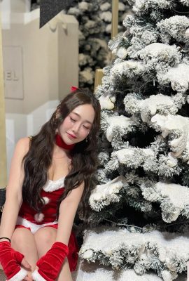 Gadis penyihir “Xin Yu” memiliki lekuk depan dan belakang yang begitu menggoda hingga membuat orang meleleh dalam sekejap (37P)