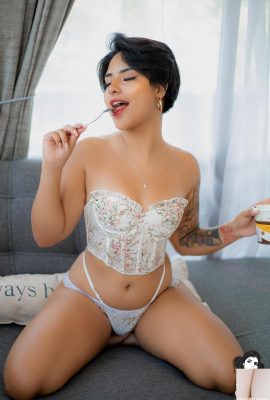 (Suicide Girls) 02 Feb 2025 – Noapetite – I’m Lovin ‘It (40p)