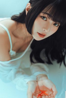 “Oy” Berbagai gambar yang menarik membuat orang imajinatif (18p)