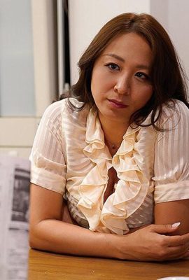 Sakuma Kaede: Ibu adalah iblis seksi Sakuma Kaede (21p)