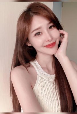 “Vika” seksi yang tidak bisa disembunyikan itu bangga dan membuat orang ingin terbang (20p)