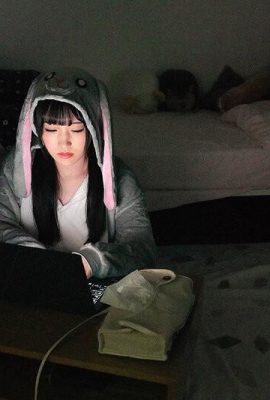 Arima Miku: Saya mencoba menggunakan aplikasi yang cocok untuk adik perempuan hikikomori saya … ARIMA MIKU