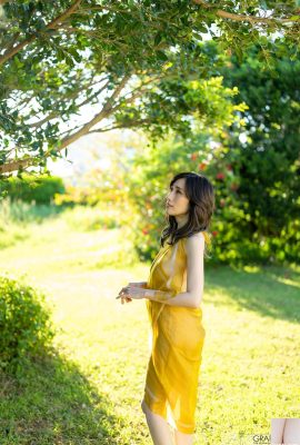 (Julia) pesona wanita dewasa terlalu seksi untuk usia dan perawatan tidak bisa melawan (21p)