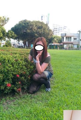 Hanya Ruth yang tidak menunjukkan wajahnya (15p)