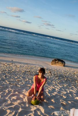 (Rukawa Rina) Sosok cantik sangat seksi sehingga menangkap hati para penggemar (39p)