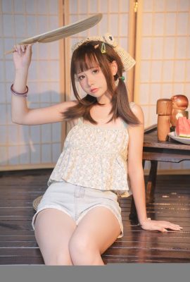Miao Xiaoji’s “Life in Xiaoji’s Small Town” (107p)