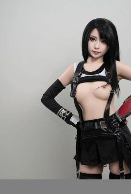 Miao Xiaoji “Final Fantasy 7 Tifa” (55p)
