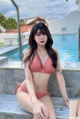 Kurva sosok pamungkas “Jia Jia” memiliki keajaiban yang membuat orang jatuh cinta pada pandangan pertama (10p)