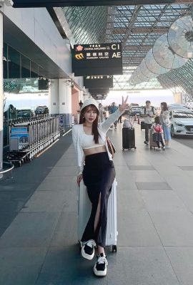 Gadis di sebelah “Tingyin” terlihat terlalu cantik (10p)