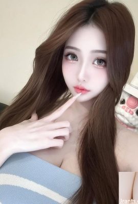 Susu yang penuh dan meluap “hujan berhenti” menggoda dengan semua pria (10p)