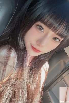 Model fashion “yuxin” akan terhubung dengan dia (10p)