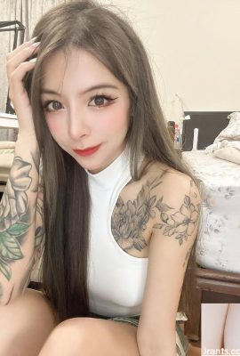 Senyuman manis “Yifeng Zheng” menangkap hatimu (10p)