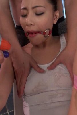 “Batasan 3P 2 Hole Fuck” Azumi EE (20p)