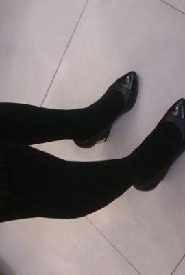 Sutra hitam ada di sini untuk dilaporkan lagi! (46p)