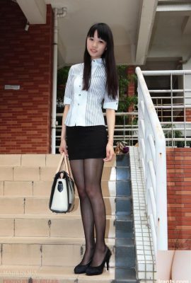 Penampilan yang segar, indah dan murni, dewi stoking hitam (21p)