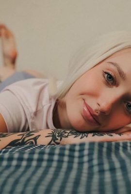 (Suicide Girls) 01 Jun 2025 – Thelolaboop – Mata Kamar Tidur (42p)