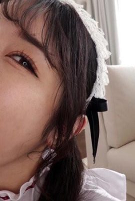 Onosaka Yuika: (4K) Payudara yang indah dan pantat yang indah … pelayan yang cantik dengan rambut hitam panjang dan kulit yang adil menyeringai … (21p)