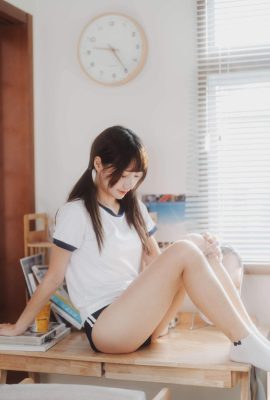 Sosok sempurna dari dewi teratas “nemo” memabukkan (10p)