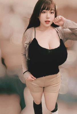 Gambar payudara yang adil dan besar sangat mengejutkan “Bizzling” tidak ilmiah (10p)