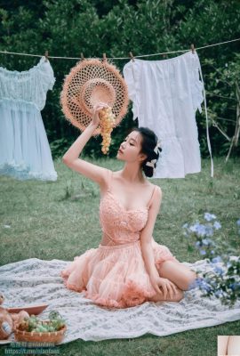 (Tubuh Manusia Model Nasional) Nnian”Pink Diary” (57p)