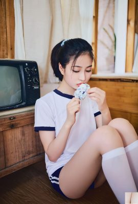 (Tubuh Manusia Model Nasional) Nnian”Gadis sekolah akan datang” (42p)