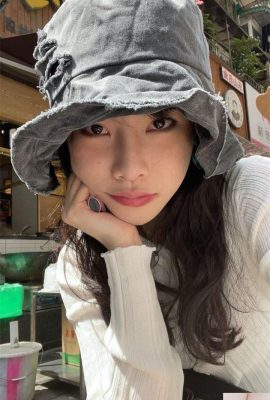 Netizen wanita yang saya temui di FB ~ sangat panas! (20p)