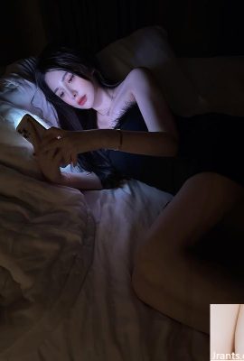 “Kelly_lin119” sangat menyenangkan bagi mata sehingga membuat orang terlihat menarik (11p)