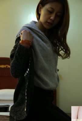 (Selfoto) Bergairah dengan The Gun Friends (19p)