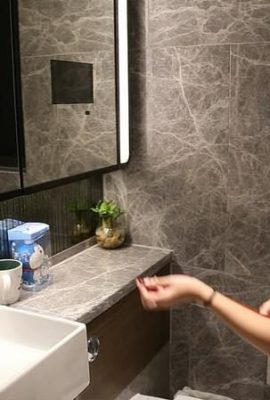 (Selfoto) Gadis Siswa Pergi ke Laut Untuk Foto Pribadi (29p)