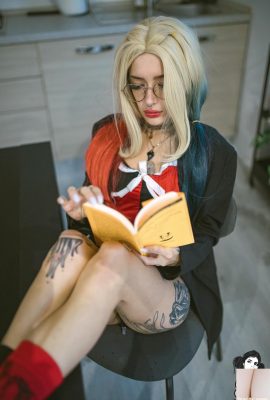 (Suicide Girls) 21 Juni 2025 – Catfois – Bagaimana perasaan Anda (48p)