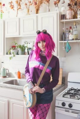 (Suicide Girls) 22 Juni 2025 – Skygraves – Melalui Subruang Jalan Raya (56p)