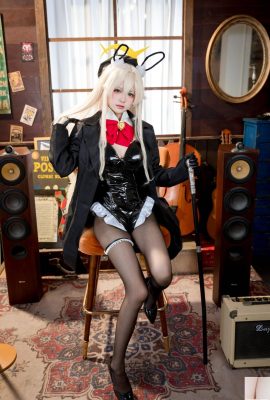 (Koleksi Online) Gadis Kesejahteraan Jiuqi Meow “Profesor Bunny Girl” Exclusive (39p)