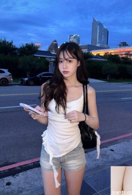 Wajah cantik “Joan” memiliki sosok yang luar biasa (10p)