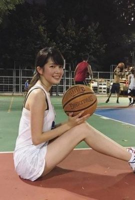 Gadis manis yang berhati basket suka olahraga adalah pelatih yang sangat menawan, saya ingin bermain basket! (12p)