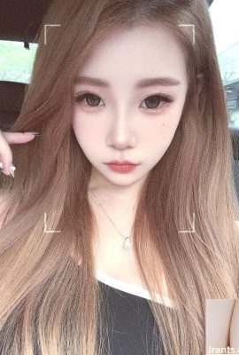 Payudara segar dan indah “Chen Kailin” penuh godaan (11p)